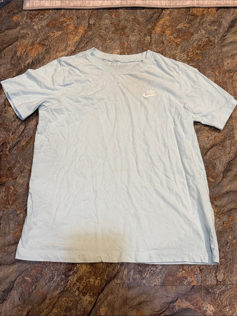 Youth boys size XL Nike Light Blue Short Sleeve Tee with White Logo - Picture 8 of 8